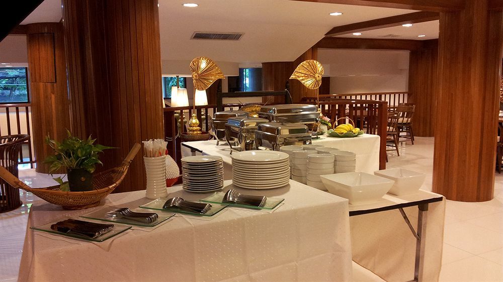 Lullaby Inn Silom Banguecoque Exterior foto