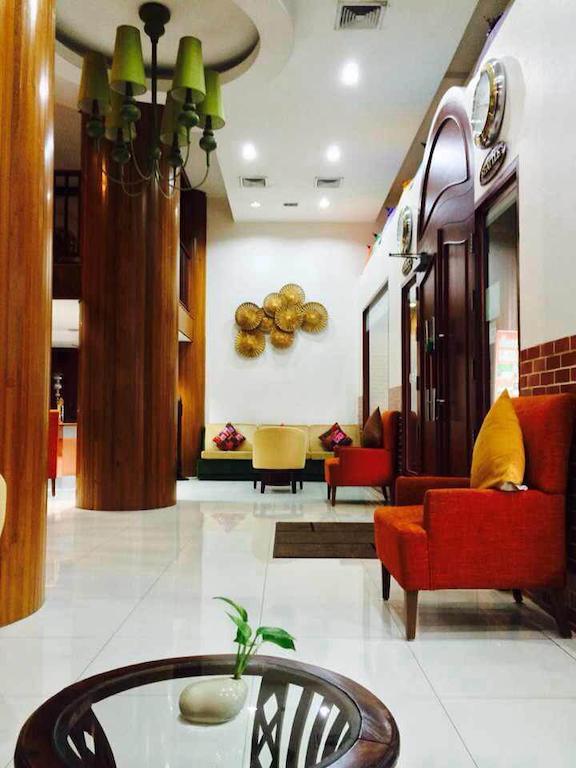 Lullaby Inn Silom Banguecoque Exterior foto