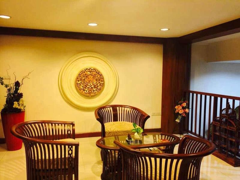Lullaby Inn Silom Banguecoque Exterior foto